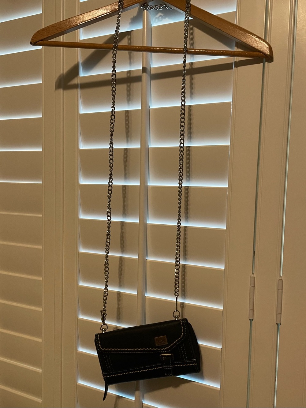 Born Concepts wallet on a chain